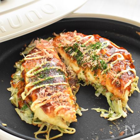 ふわとろ食感たまらない お好み焼き チーズ山芋鉄板のせ By ふじたかな レシピサイト Nadia ナディア プロの料理家のおいしいレシピ