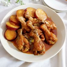 こっそり愛情入り?労わりおかずのさつまいもと手羽のさっぱり煮