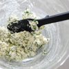 【まぐろとチーズのタルタル】ねっとり爽やか、ご褒美なひと皿の工程3