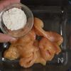 【鶏むね肉のピカタ】一手間で驚きの柔らかさ！の工程3