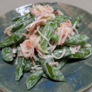 maronの作ってみた!投稿(【スナップえんどうとカニカマのわさびマヨサラダ】レンチンだけ)