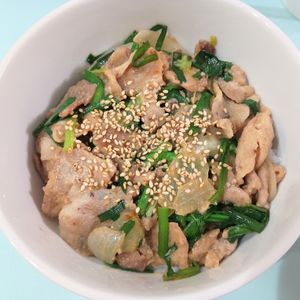 milkの作ってみた!投稿(【豚ニラスタ丼】がっつり♡簡単10分どんぶり！)