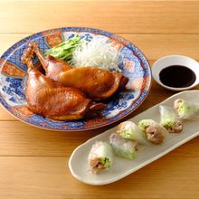 名古屋コーチンの中華風煮込みの生春巻き