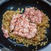 しっかり玉ねぎを炒めて作る「キーマカレー」の工程5