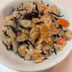 にこの作ってみた!投稿(ついついおかわりしちゃう♡『ひじきと根菜の炊き込みご飯』)