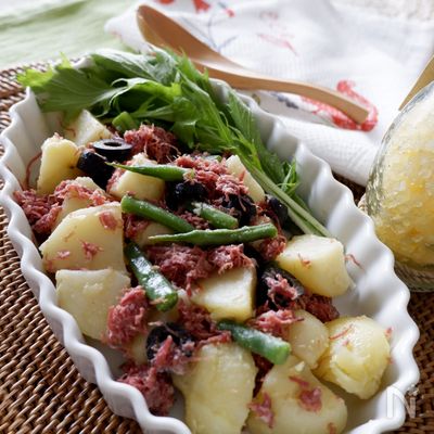 レンジですぐ出来る！コンビーフとポテトのホットサラダ
