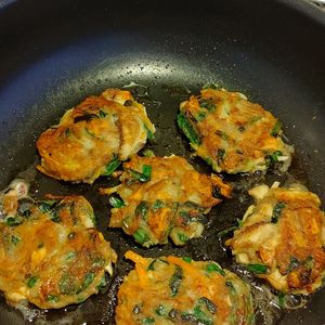 そらまめの作ってみた!投稿(ニラもやしとひき肉のチヂミ風)