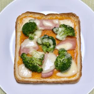 キャピタンの作ってみた!投稿(【冷凍ストック♪ブロッコリーとベーコンのトースト】忙しい朝食)