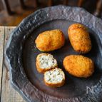 隠し味の調味料はアレ！
たっぷりきのこのクリームコロッケ