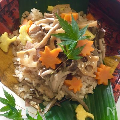 秋の彩り炊き込みご飯