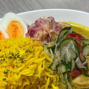 みーこの作ってみた!投稿(インドのフレッシュサラダ、トマトときゅうりのカチュンバル)