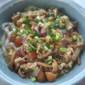 はるにゃんこの作ってみた!投稿(【明太あんかけうどん】寒い日に食べたくなる)