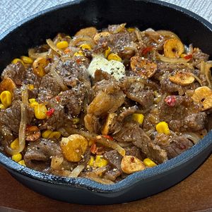 楽ラク手抜キッチン🐶🐾の作ってみた!投稿(【牛肉と玉ねぎのペッパー焼肉】ペッパーライス風スタミナおかず)
