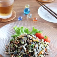 【ヘルシーおかず】白滝とひじきの彩りサラダ