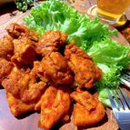 シャカシャカして焼くだけ！ビールにパンに♡スパイシーチキン