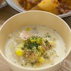コーンの甘みでごくごく飲める！白菜の豆乳味噌汁