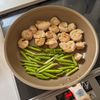 鶏肉と熊本県産アスパラガスのエビマヨ風の工程3