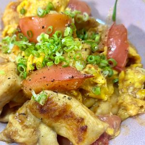 なつきの作ってみた!投稿(ワンパン10分！【鶏むね肉とトマトのとろたま中華炒め】)
