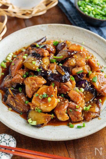 なすと鶏肉の黒酢照り焼き