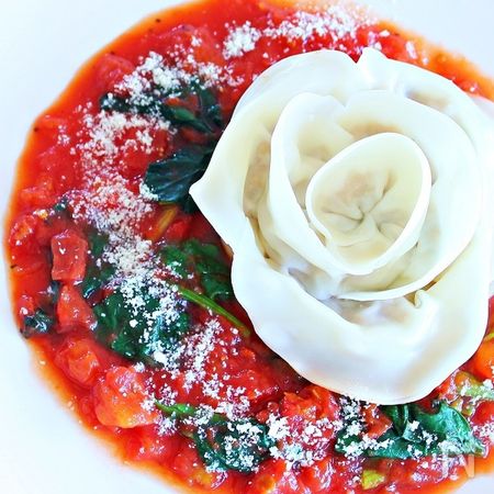 動画あり 洋風 薔薇餃子 ほうれん草とトマトソース By 姫ごはん 和田良美 レシピサイト Nadia ナディア プロの料理家のおいしいレシピ