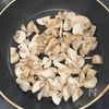 〖鶏ハムの濃厚マッシュルームソース〗クリームソースが絶品♡*の工程3