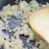 【アボカド入りハンバーグ】とろ~りチーズ!わさびソースで絶品の工程2