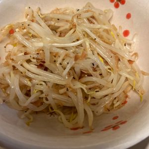 バタコかあさんの作ってみた!投稿(もやしのうま塩おかか和え【#作り置き #レンジ #ポリ袋】)