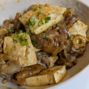 ejaの作ってみた!投稿(水切り不要！豚こまと豆腐の照りごま炒め・ご飯に乗せても最高！)