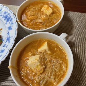Hikeyの作ってみた!投稿(【豆腐とえのきのチゲスープ】辛うま♡節約満足スープ！)