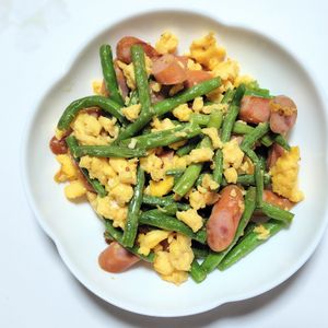 ふうかの作ってみた!投稿(『インゲンとウインナーと半熟卵の粒マスタード炒め』簡単副菜♬)