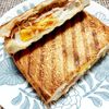 よっこの作ってみた!投稿(ベーコンエッグとキャベツのホットサンド)