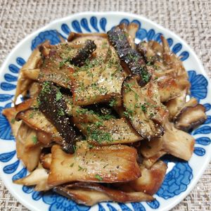 よっこの作ってみた!投稿(【きのこのオリーブソテー】旨みたっぷりヘルシー♡腸活にも♪)