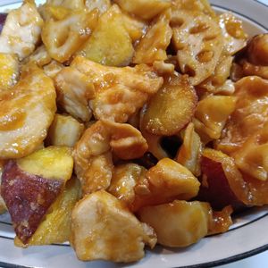 パンダ♪35の作ってみた!投稿(簡単秋おかず♡『鶏肉とさつまいもとれんこんの酢豚風甘酢炒め』)