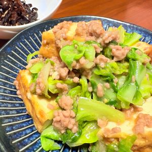 かさやの作ってみた!投稿(ご飯もお酒もすすむ♪『春キャベツと厚揚げのしょうが味噌炒め』)