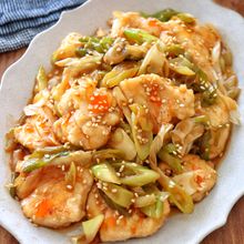 ［鶏むね肉のピリ辛香味ぽん酢］鶏むねしっとり！コク旨！お手軽