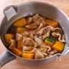 【豚バラとかぼちゃの煮物】ほっこりおいしい簡単和食♪の工程2