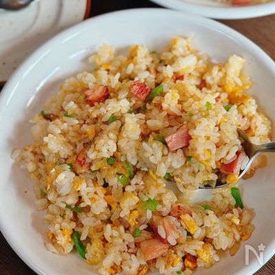【ベーコンの香味バターチャーハン】
子どもがやみつき!