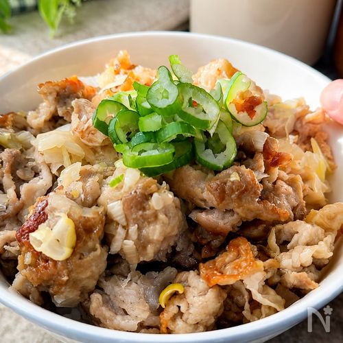 【ねぎ塩豚丼】焼肉やさんの人気の賄い♪
