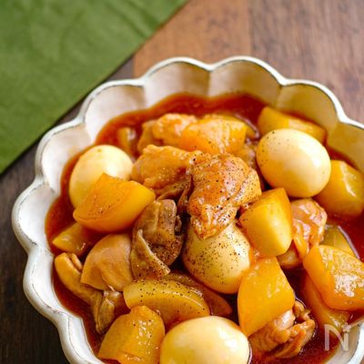 ほっこり美味しい♪大根と鶏肉とゆで卵の煮物
