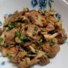 コスモスの作ってみた!投稿(【鶏肉ときのこのごま味噌炒め】秋に食べたい、コクうまおかず)