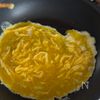 【ワンパン10分】チンゲンサイとふわふわ卵の中華炒めの工程1