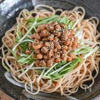 ゆでたパスタと合わせるだけ！水菜と納豆のパスタ