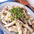 白だしで味決まる♪きのこと鶏むね肉のとろみ炒め