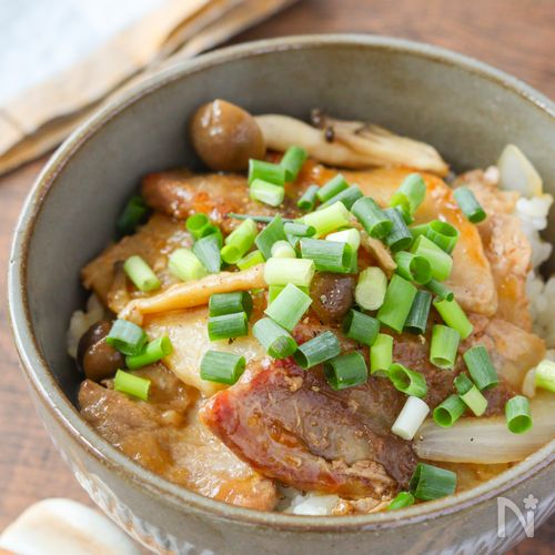 こってりうまい！【豚バラ焼肉風丼】