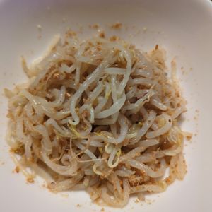 たりおの作ってみた!投稿(5分で!もやしナムル。レンジで簡単おつまみ、あと一品の副菜。)