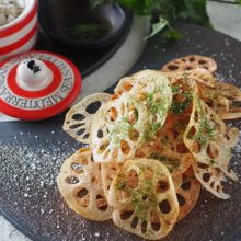やみつきパリパリ！のり塩れんこんチップス【レンジで下処理】