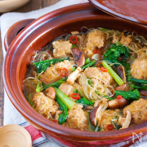 煮るだけ5分♪『豚団子とはるさめの麻婆風中華鍋』