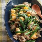 15分でできる！豚肉とニラ玉スタミナ炒め