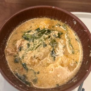 ゆずこの作ってみた!投稿(野菜たっぷり、コク深い「小松菜の味噌担々スープ」)