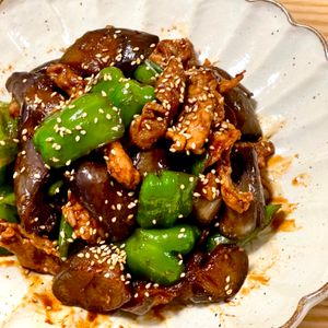 michuの作ってみた!投稿(豚バラなすピーマンの甘辛味噌炒め｜作り置きやお弁当にも！)